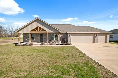 248 Quincy Cir, Trumann, AR 72472