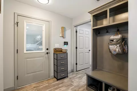 Entry Way - 248 Quincy Cir, Trumann, AR 72472 photo 2 of 3