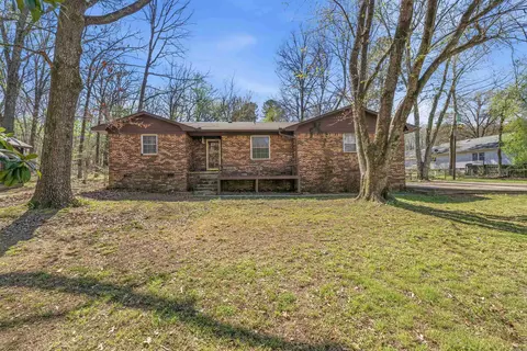6031 Gribble Rd, Jacksonville, AR 72076