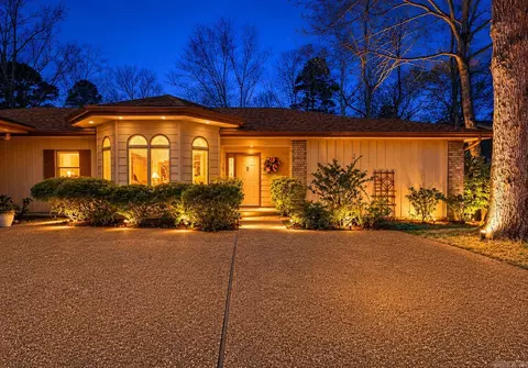 36 Encantado Way, Hot Springs Village, AR 71909