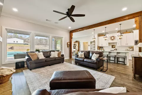 Living - 3506 Brock Rd, Alexander, AR 72002 photo 3 of 4