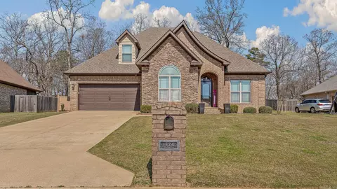 1524 Sullivan Cir, Jonesboro, AR 72404