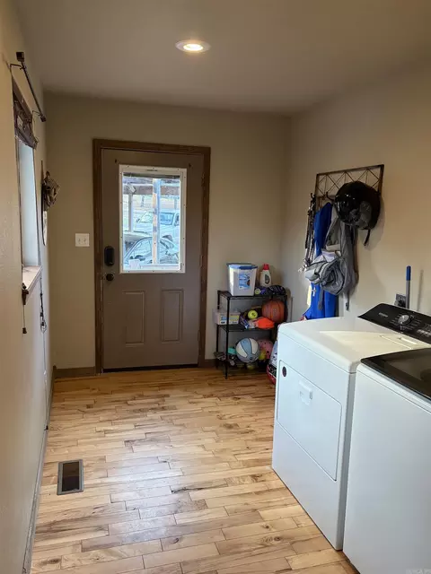 Other - 314 N Cedar St, Salem, AR 72576 photo 1 of 6