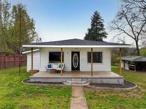 1813 Ford Dr, Clarksville, AR 72830