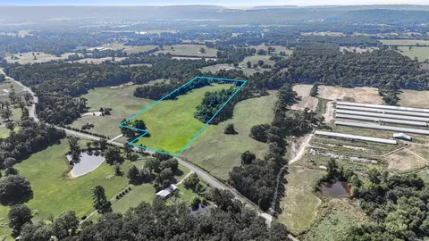 1099 W Gum Log Rd, Russellville, AR 72802