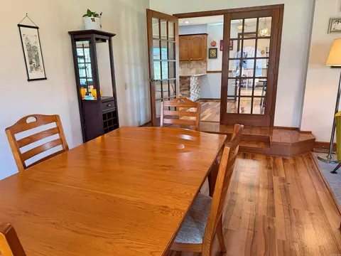 Dining - 812 Pitard Loop, Mountain View, AR 72560 photo 3 of 3
