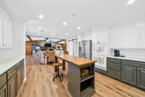 Kitchen - 43 Memory Layne, Mount Ida, AR 71957 photo 5 of 5