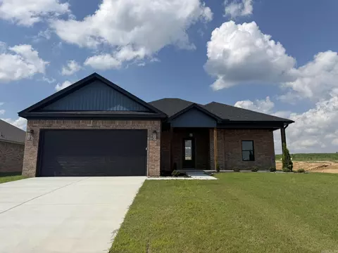 140 Kelton St, Hensley, AR 72065