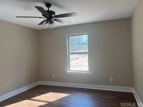 Bedroom - 9635 Perry Rd, Bauxite, AR 72011 photo 6 of 9