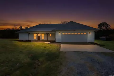 394 Green Plains Rd, Dierks, AR 71833