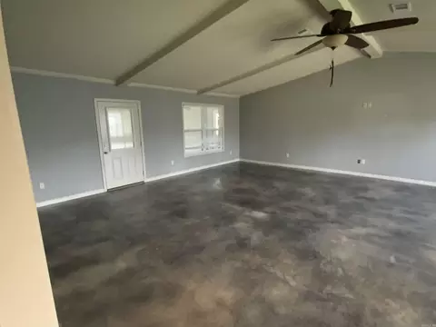 Living - 3006 Riverside Dr, Pine Bluff, AR 71602 photo 8 of 8