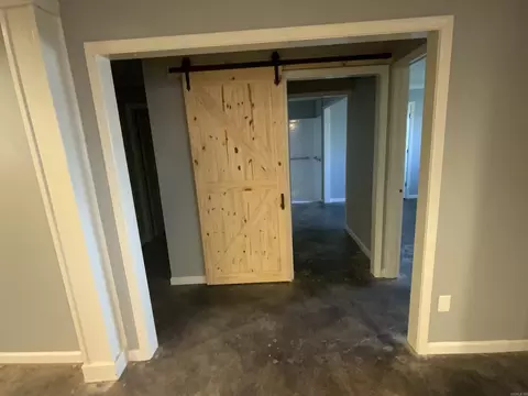 Entry Way - 3006 Riverside Dr, Pine Bluff, AR 71602 photo 1 of 2
