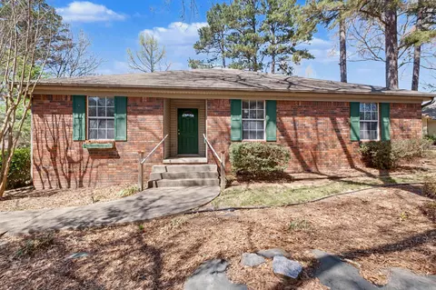 1 Forest Hills Ln, Little Rock, AR 72210