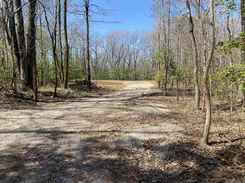 84 Creek, Mount Ida, AR 71957
