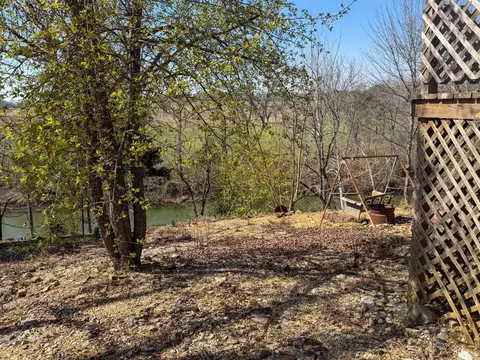 Exterior - 7946 Heart Rd, Mammoth Spring, AR 72554 photo 9 of 10