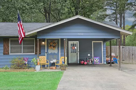 3202 Kay Don Rd, Pine Bluff, AR 71603