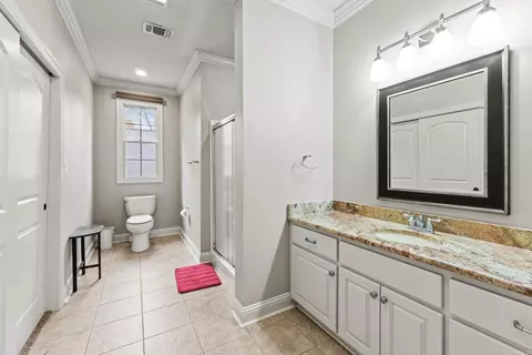 Bath - 1919 Tudor Loop, Benton, AR 72019 photo 5 of 6