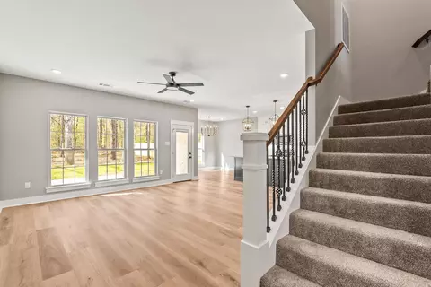 Entry Way - 1275 Acuff Ln, Conway, AR 72034 photo 3 of 6