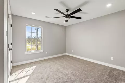 Bedroom - 1275 Acuff Ln, Conway, AR 72034 photo 8 of 9