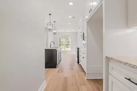 Entry Way - 1275 Acuff Ln, Conway, AR 72034 photo 5 of 6