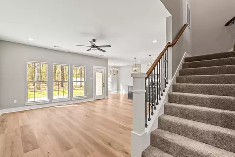 Entry Way - 1275 Acuff Ln, Conway, AR 72034 photo 3 of 7