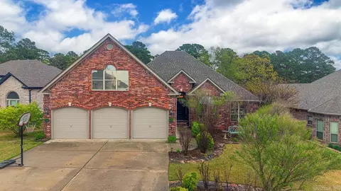 120 Majestic Cir, Maumelle, AR 72113