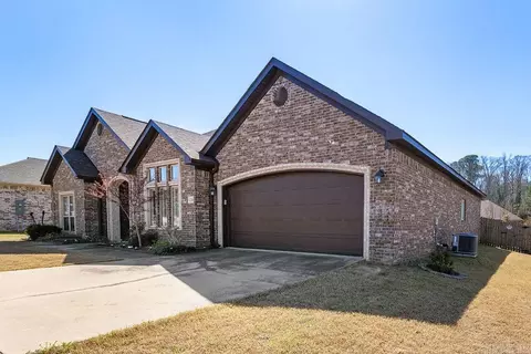 1204 Beaverhead Cv, Benton, AR 72015 photo 2