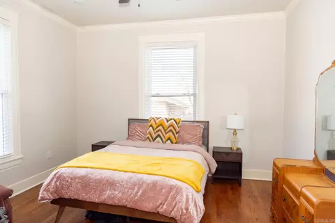 Bedroom - 303 Oliver St, Conway, AR 72034 photo 3 of 9
