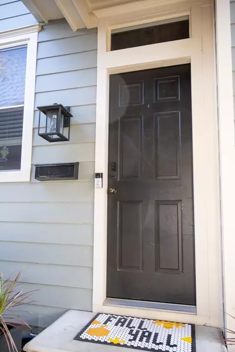 Entry Way - 303 Oliver St, Conway, AR 72034 photo 6 of 6