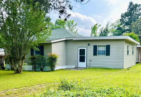 4483 Ar 203 Hwy, Hampton, AR 71744