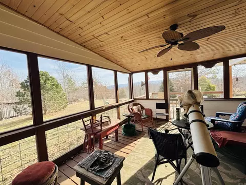 Exterior - 1915 Ridge Rd, Mountain View, AR 72560 photo 9 of 13