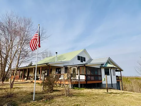 1915 Ridge Rd, Mountain View, AR 72560