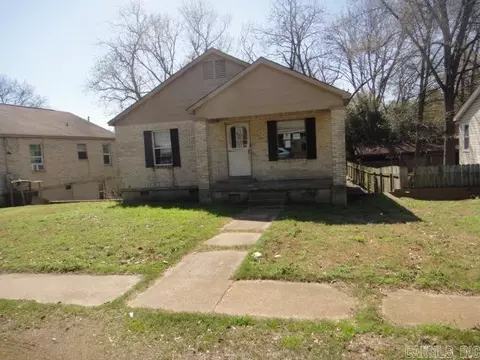 826 Dill St, Newport, AR 72112