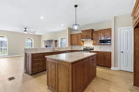 Kitchen - 1219 War Eagle, Alexander, AR 72002 photo 1 of 3