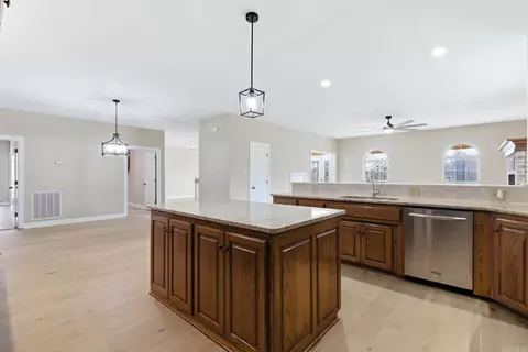 Kitchen - 1219 War Eagle, Alexander, AR 72002 photo 3 of 3