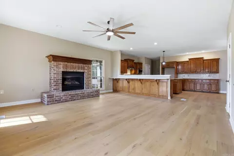 Living - 1219 War Eagle, Alexander, AR 72002 photo 3 of 6