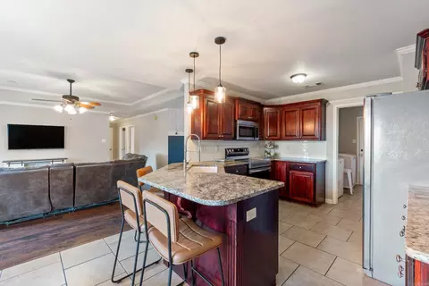 Kitchen - 141 Fuscata Loop, Lonoke, AR 72086 photo 1 of 4