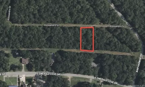 1513 Allessandro St, Horseshoe Bend, AR 72512