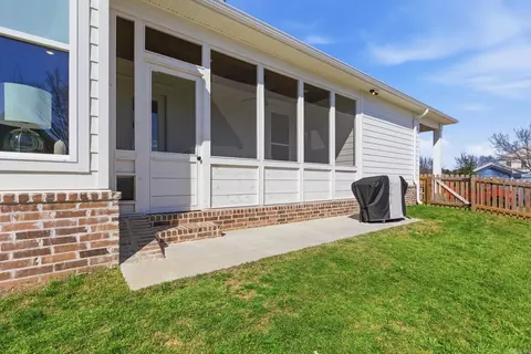 Exterior - 11 W Citron, Bryant, AR 72022 photo 4 of 9
