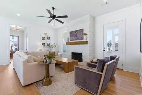 Living - 11 W Citron, Bryant, AR 72022 photo 1 of 6