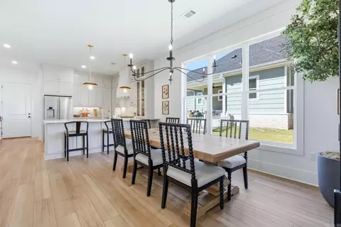 Dining - 11 W Citron, Bryant, AR 72022 photo 1 of 2
