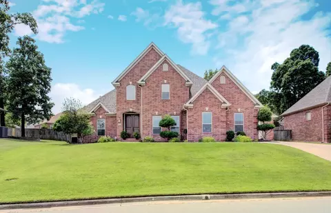 141 Mountain Valley Dr, Maumelle, AR 72113