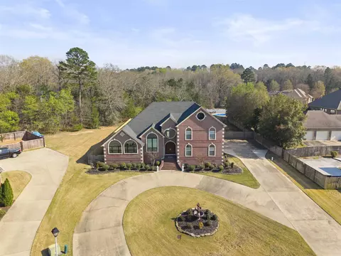 370 Wellesley Dr, Conway, AR 72034