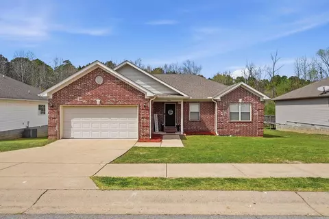 2988 Wild Berry Dr, Benton, AR 72015