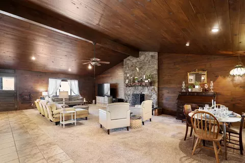 Living - 1024 Double Bridge Loop, Mountain View, AR 72560 photo 1 of 6