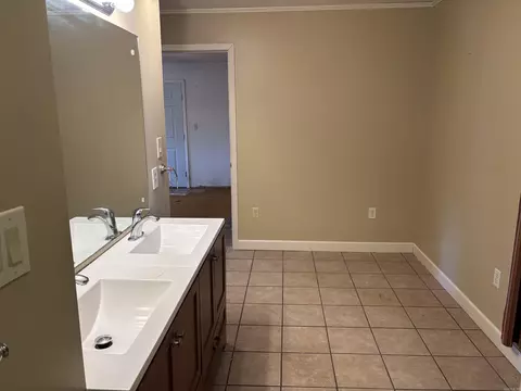 906 W Louisiana St, Beebe, AR 72012 photo 17