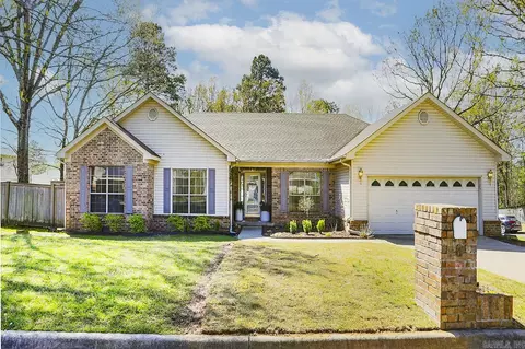 8 Silver Meadow Cv, North Little Rock, AR 72118