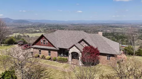 246 Star Mountain Ln, Mena, AR 71953