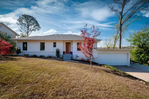 6917 Skywood Rd, Little Rock, AR 72207