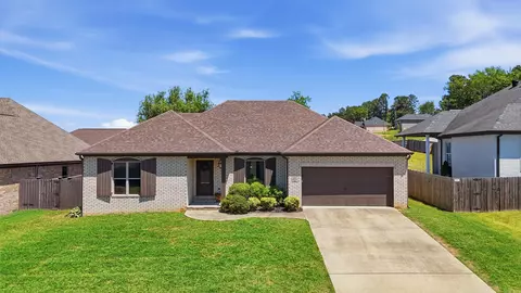 803 Adamson Dr, Searcy, AR 72143